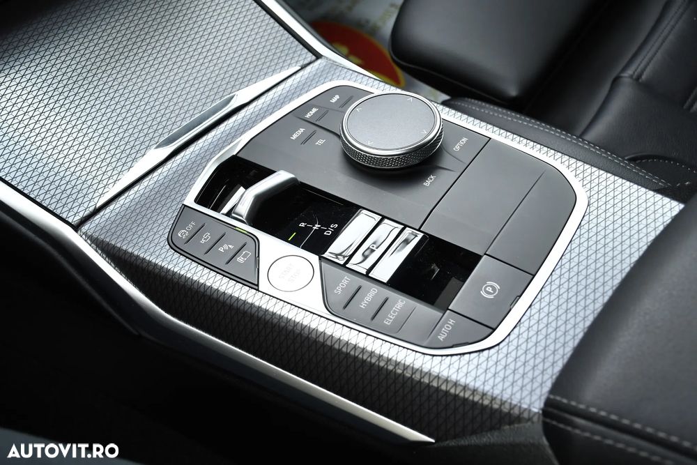 BMW Seria 3 330e xDrive Aut. Sport Line - 11