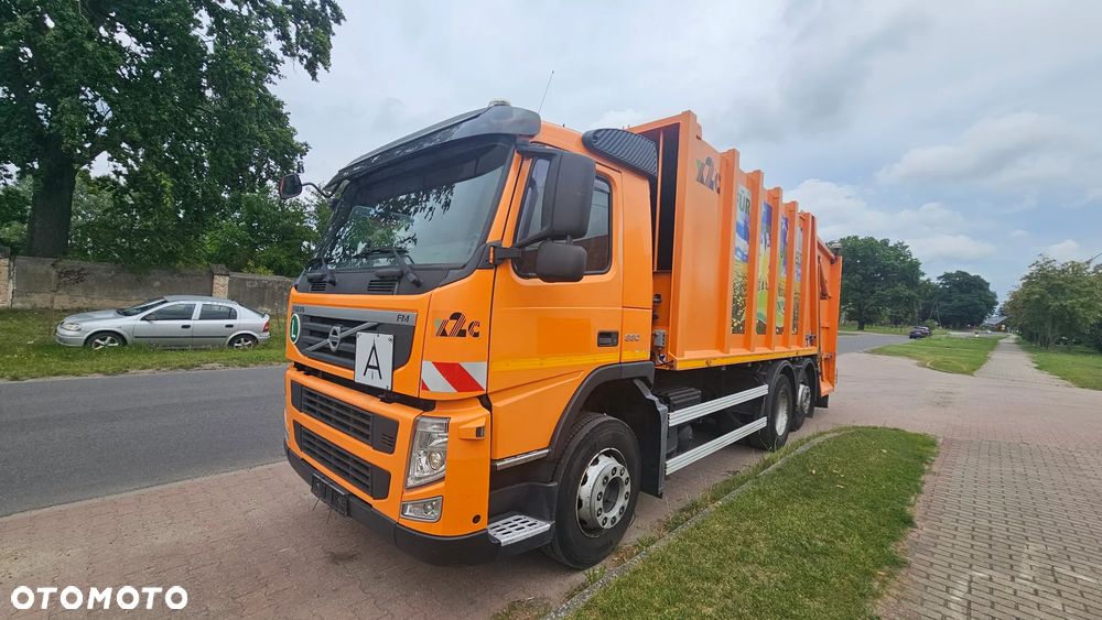 Volvo FM 330 - ŚMIERCIARKA - 2