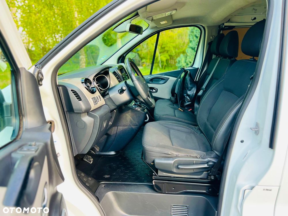 Renault Trafic - 14
