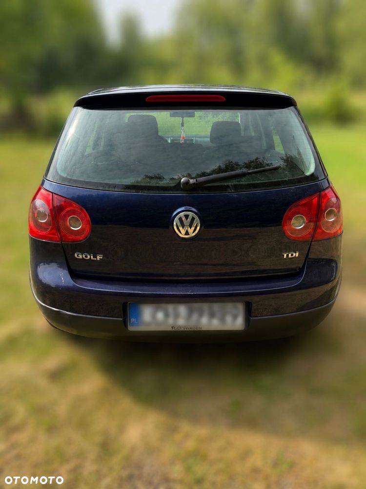 Volkswagen Golf - 2