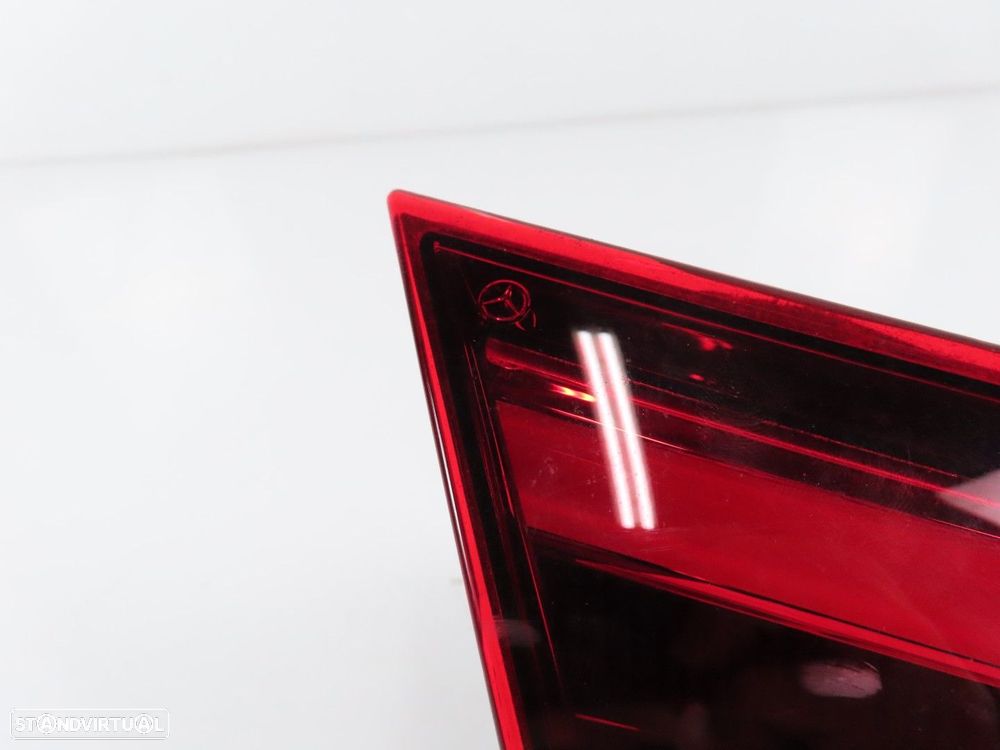Farolim da mala LED Esquerdo Usado / Original MERCEDES-BENZ A-CLASS (W177) A1779... - 2