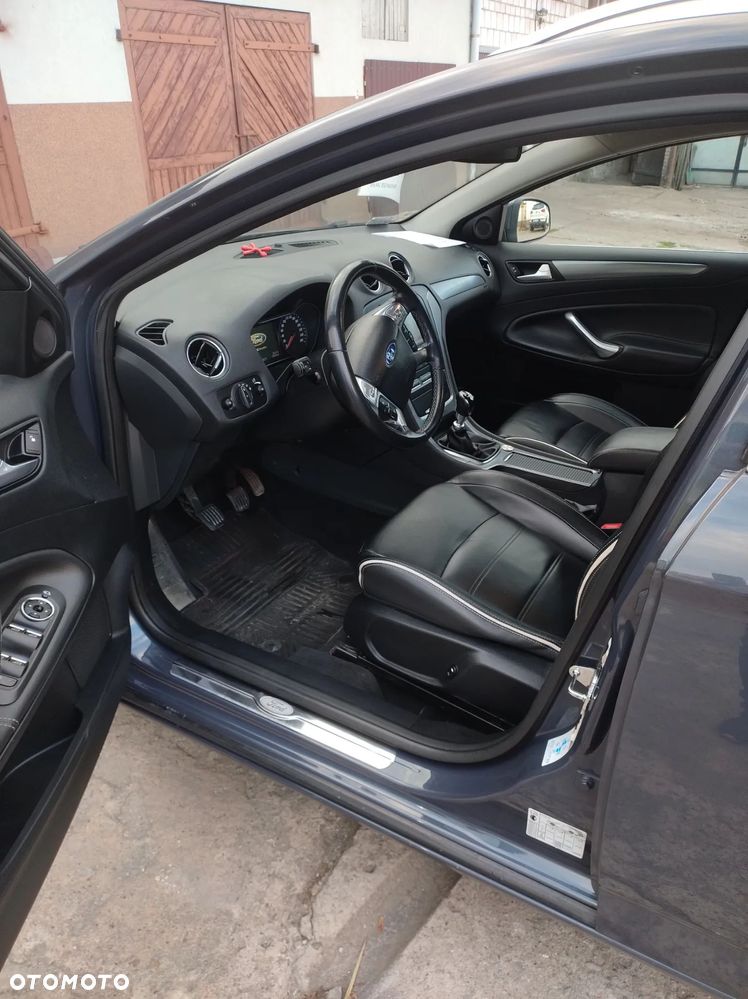 Ford Mondeo 2.0 TDCi Titanium X - 9