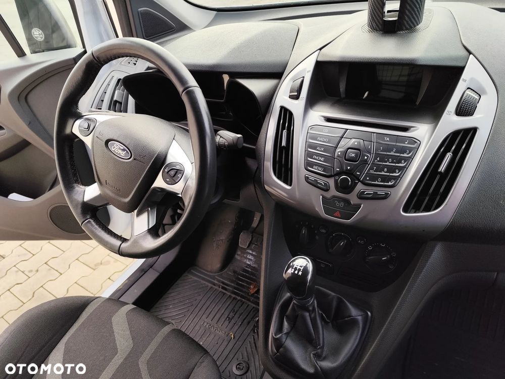 Ford TRANSIT CONNECT - 25