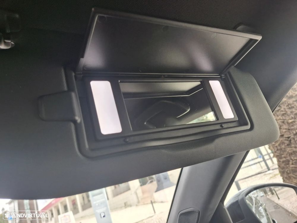 Peugeot 2008 1.2 PureTech GT Line EAT8 - 7