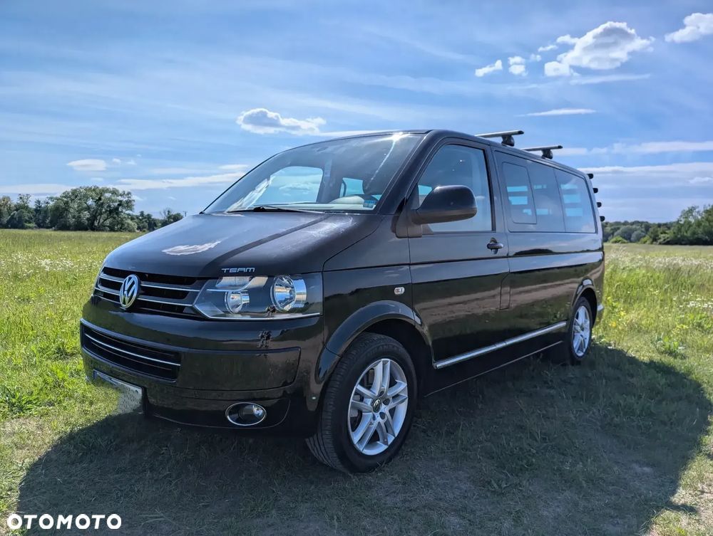 Volkswagen Multivan - 2