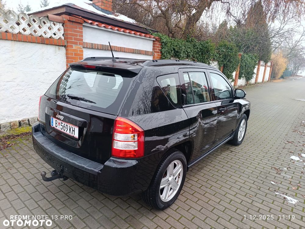 Jeep Compass 2.4I 4x4 Sport - 4