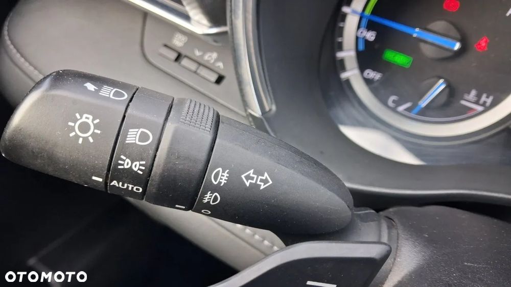 Toyota Highlander 2.5 Hybrid Executive - 18