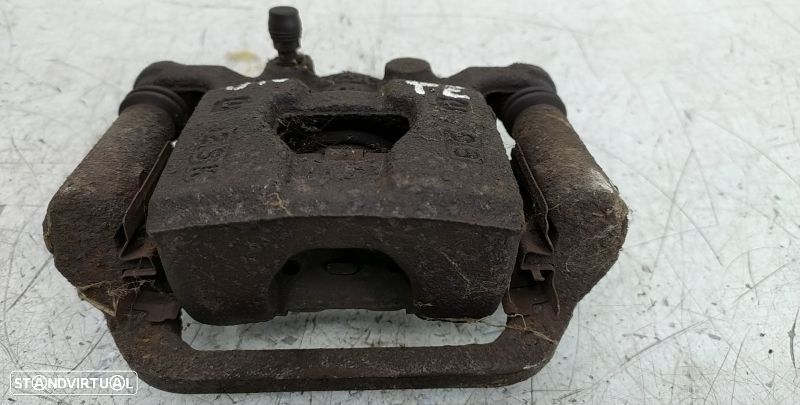 Pinça Tras Esquerda Nissan Qashqai / Qashqai +2 I (J10, Nj10, Jj10e) - 2