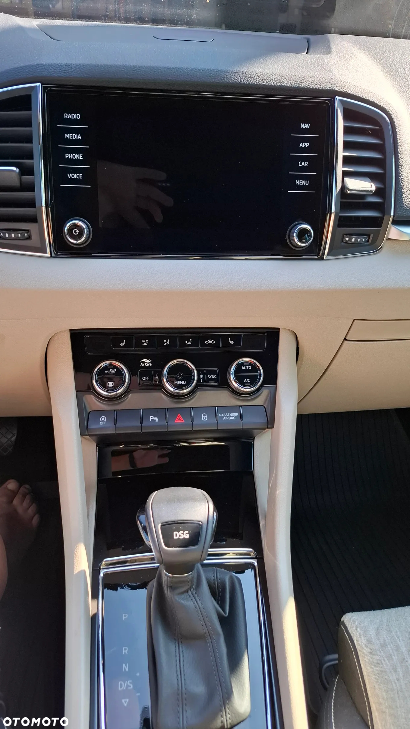 Skoda Karoq 1.5 TSI ACT 4x2 Style DSG - 10