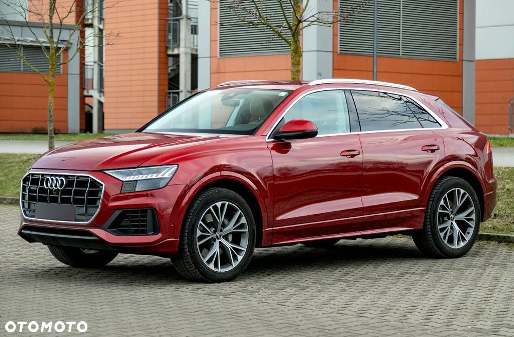 Audi Q8 - 1