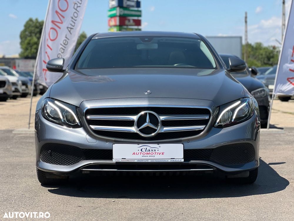 Mercedes-Benz E 200 4MATIC - 3