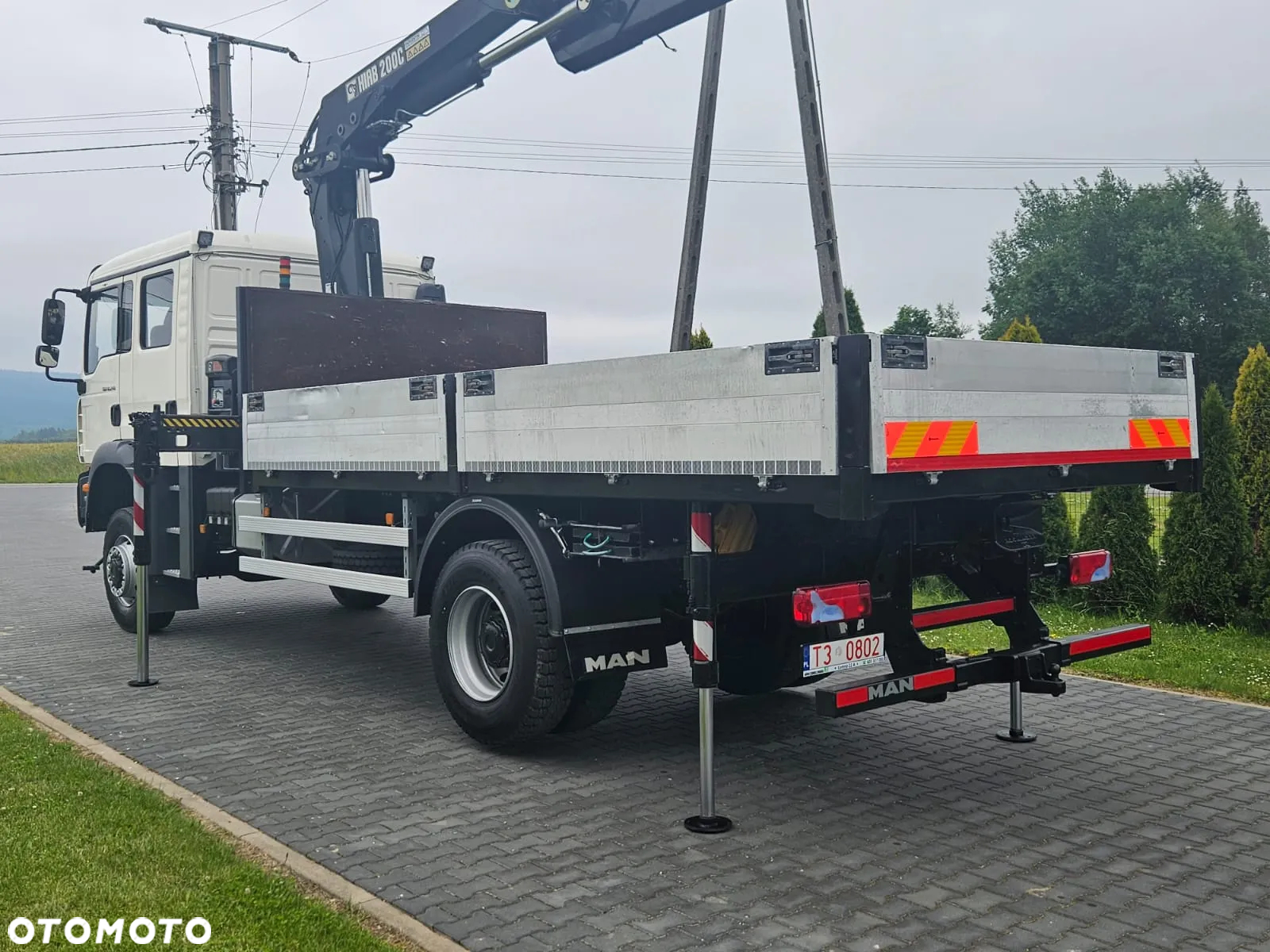 MAN TGM 18.240 4X4 HIAB 200C 6 OSÓB - 3