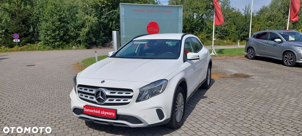 Mercedes-Benz GLA 200 7G-DCT