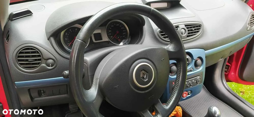 Renault Clio - 3