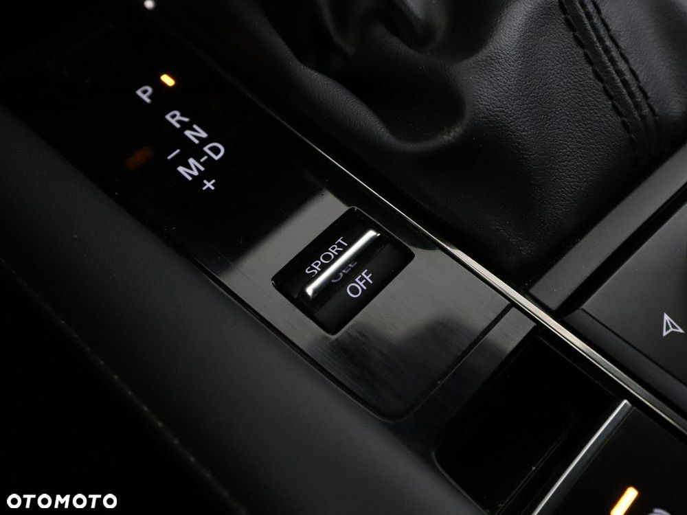 Mazda 3 SKYACTIV-G 2.0 M-Hybrid DRIVE - 29