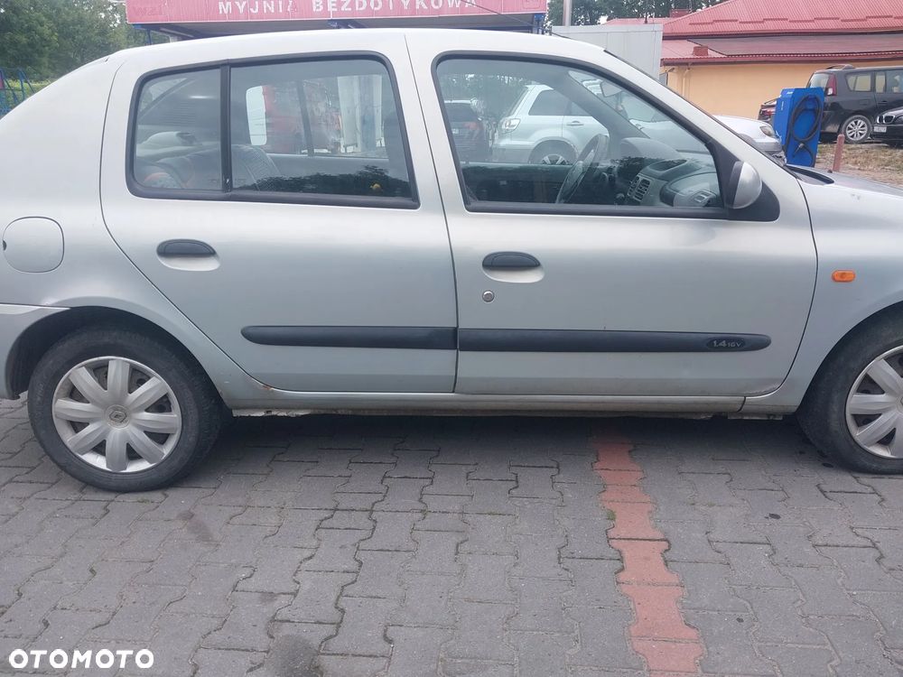 Renault Thalia I Lift polift Clio II silnik 1.4 98 KM K4J skrzynia biegów drzwi prawe lewe przód tył lusterko zewnętrzne MV632 srebrne lampa sanki belka felga szyba czołowa panel szyb wyświetlacz mechanizm sterownik mcperson amortyztor fotel panel szyb silnik przewody węże wspomagania fotel NA CZĘŚCI WSZYSTKIE CZĘŚCI - 5