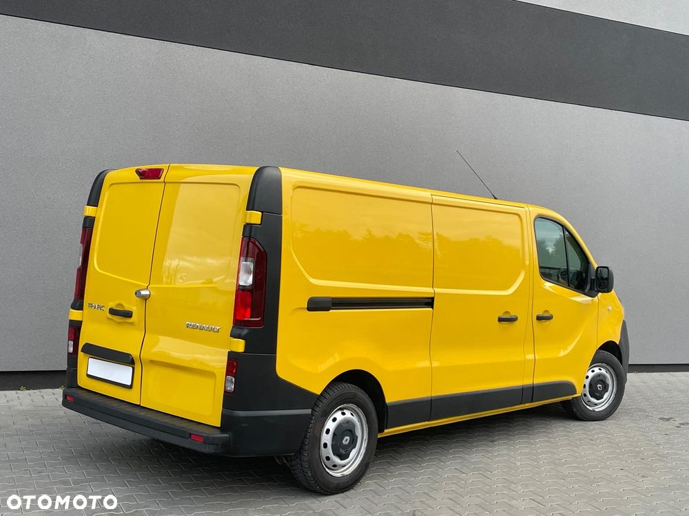 Renault Trafic - 12
