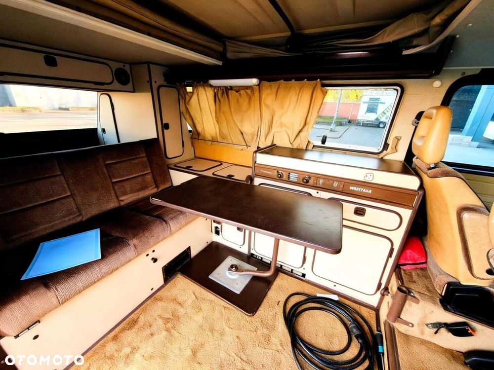 Volkswagen Transporter - 16