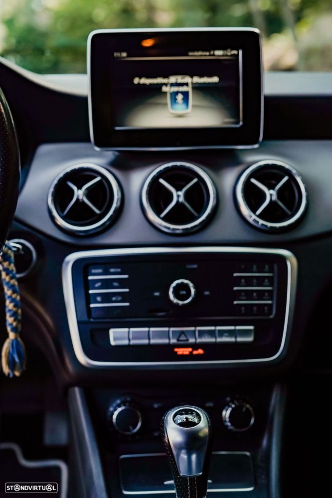 Mercedes-Benz CLA 180 - 15