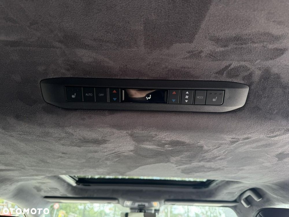 Toyota Sienna - 17