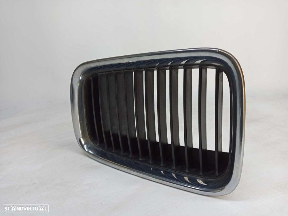 GRELHA DA FRENTE BMW SERIE 3 COMPACTO (E36) 316I - 2