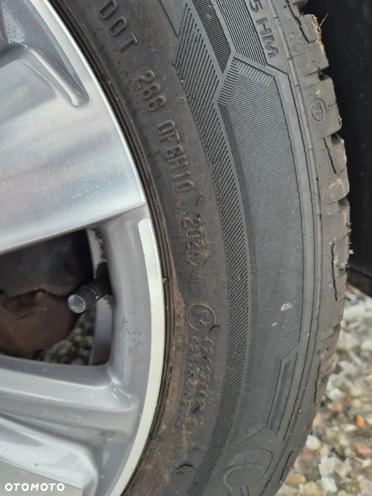 Peugeot 2008 1.6 BlueHDi Allure S&S - 30