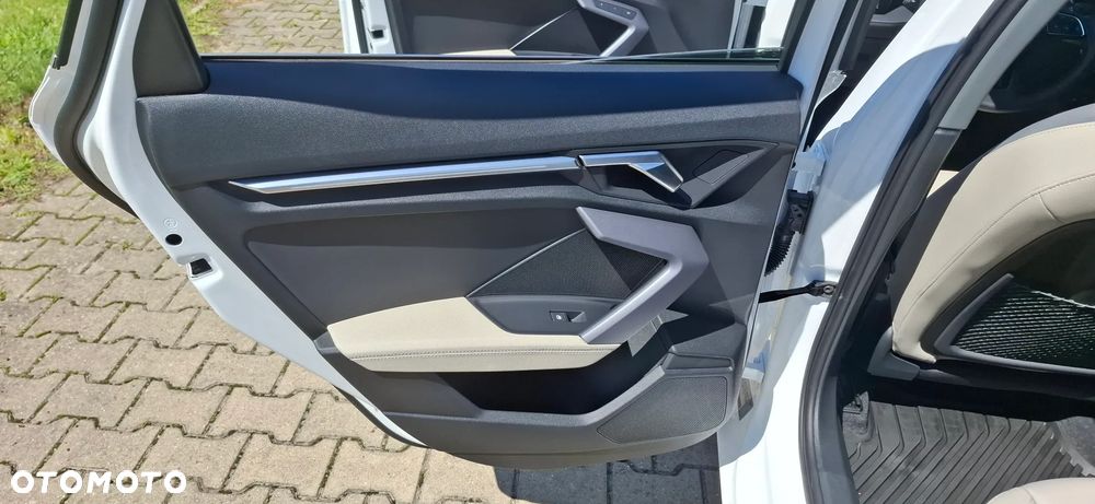 Audi A3 Limousine 40 TFSI quattro S tronic advanced - 29