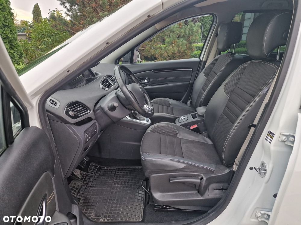 Renault Scenic Energy dCi 130 S&S Xmod Bose Edition - 17