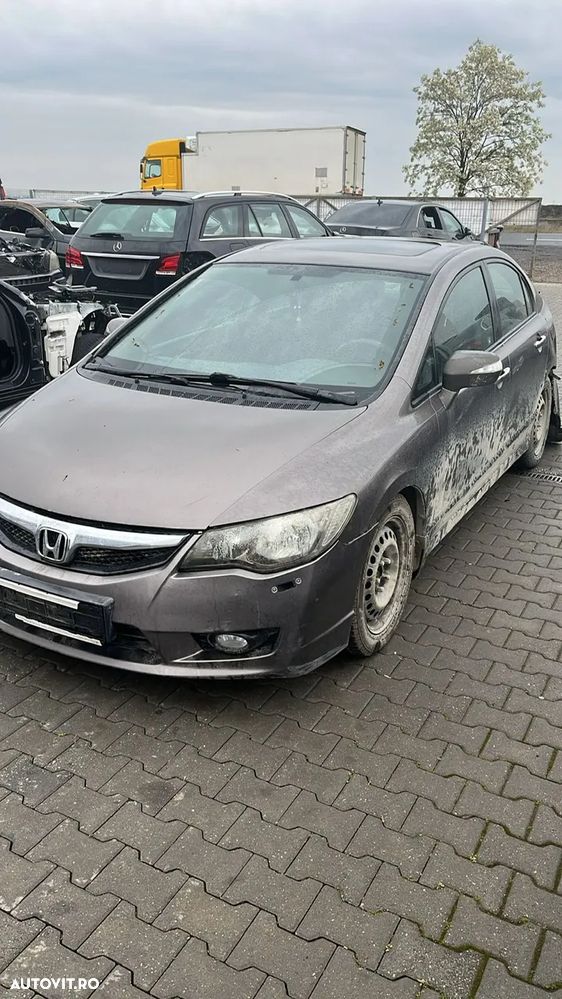 Dezmembram Honda Civic 1.8 B an fabr. 2008 - 2