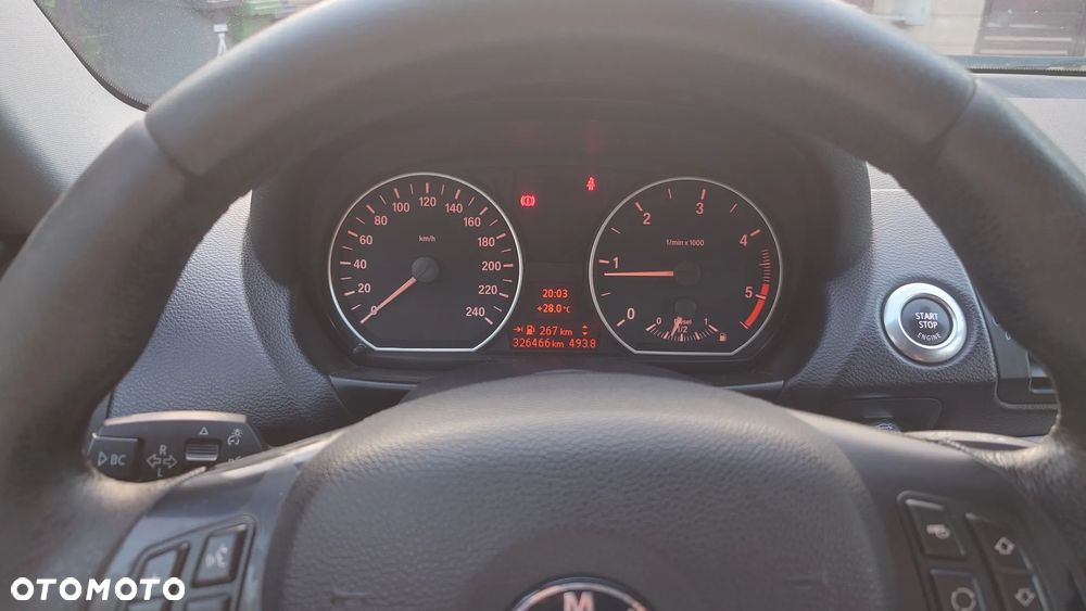 BMW Seria 1 - 15