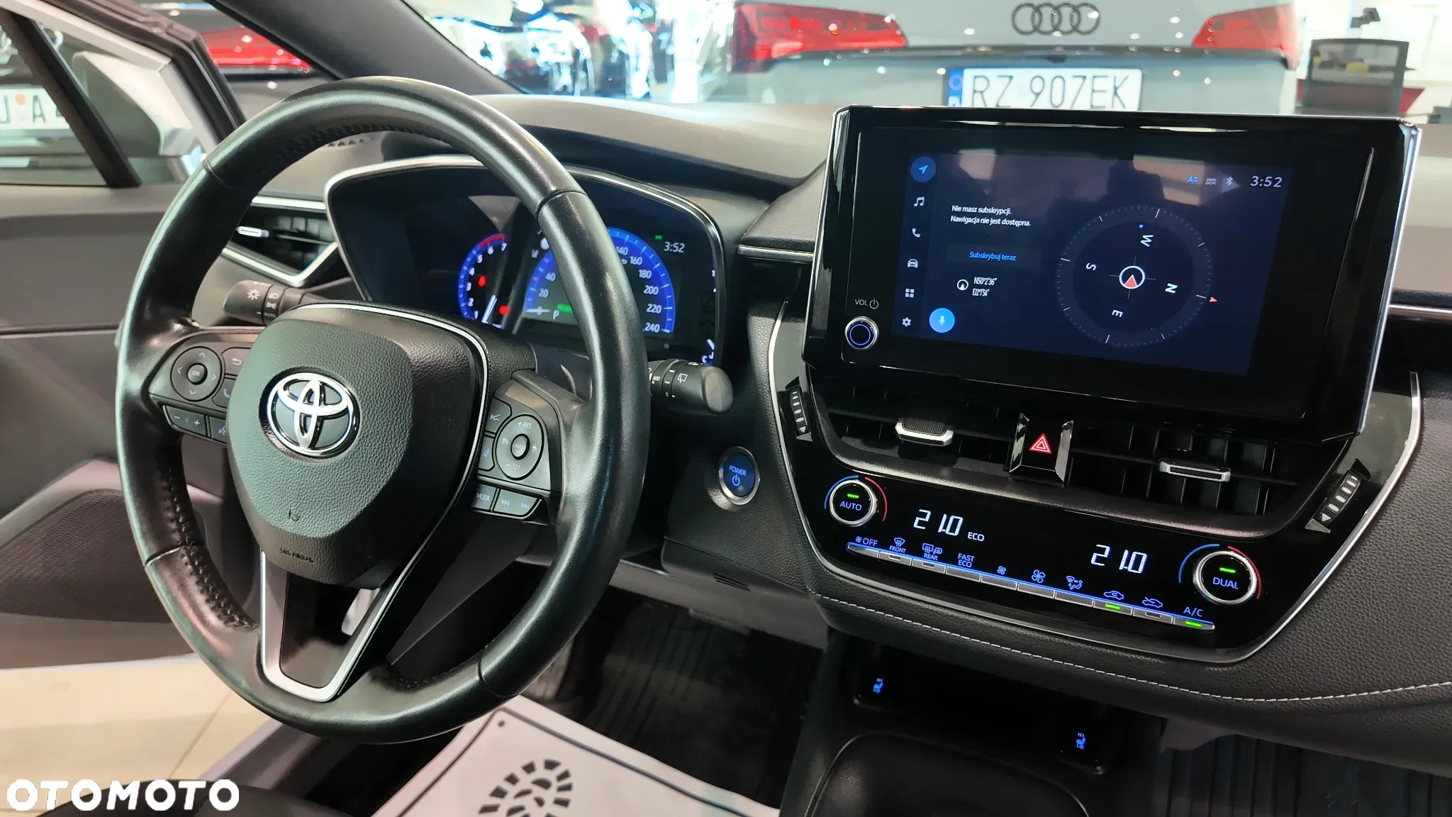 Toyota Corolla 1.8 Hybrid Active - 39