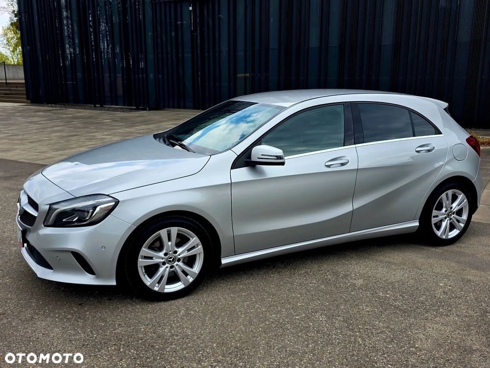 Mercedes-Benz Klasa A 200 (BlueEFFICIENCY) Urban - 2