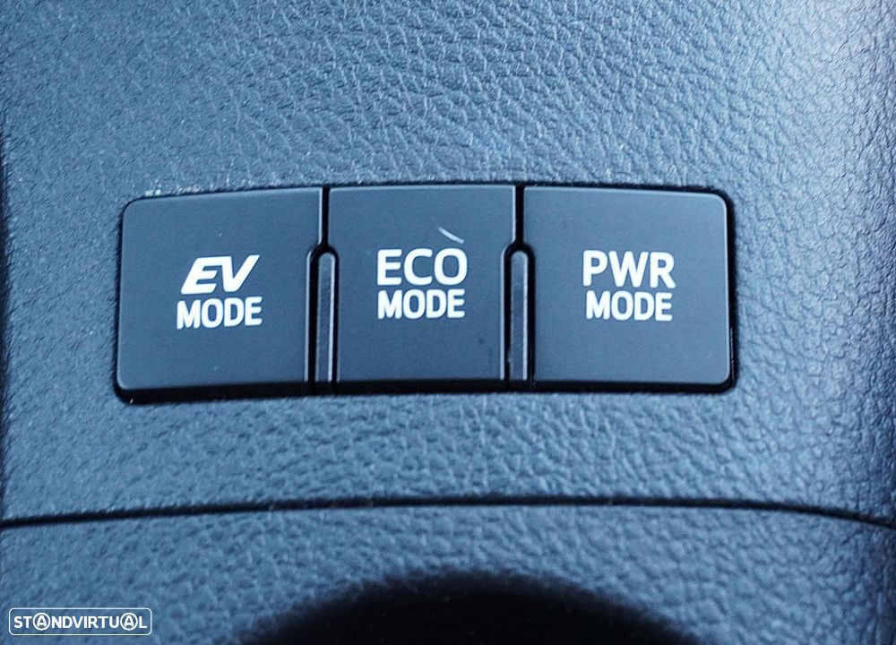 Toyota Auris 1.8 HSD Comfort +P.Techno+P.Sport - 45