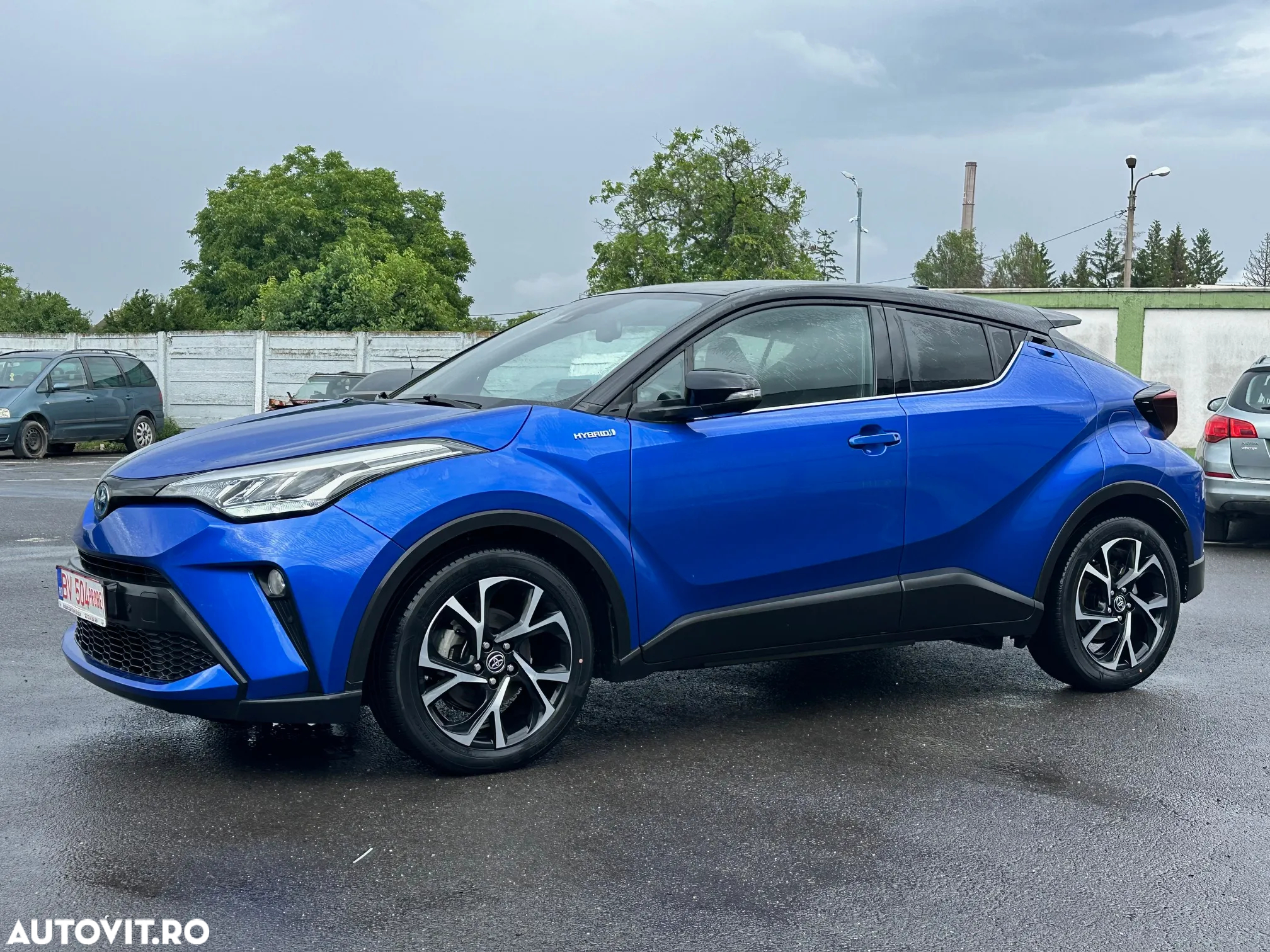 Toyota C-HR 2.0 HSD 184 CP 4x2 CVT Classy Bi-Tone - 15