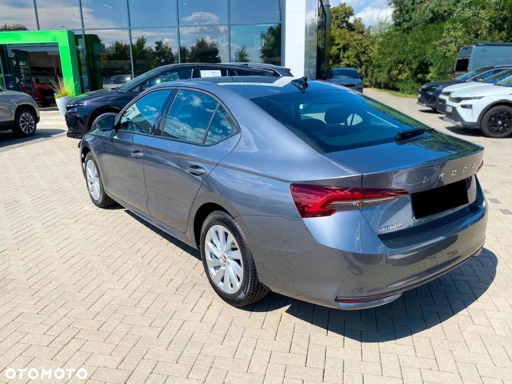Skoda Octavia 1.5 TSI mHEV Selection DSG - 5