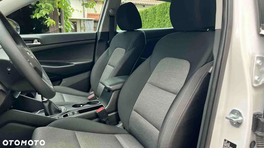 Hyundai Tucson 1.6 GDI BlueDrive Comfort 2WD - 33