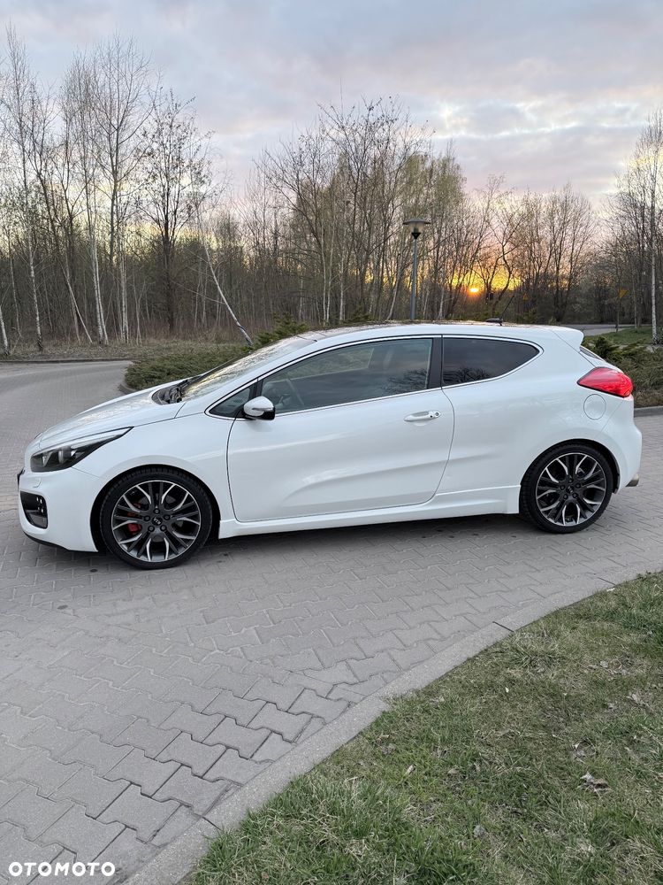 Kia Ceed 1.6 T-GDI GT XL - 4