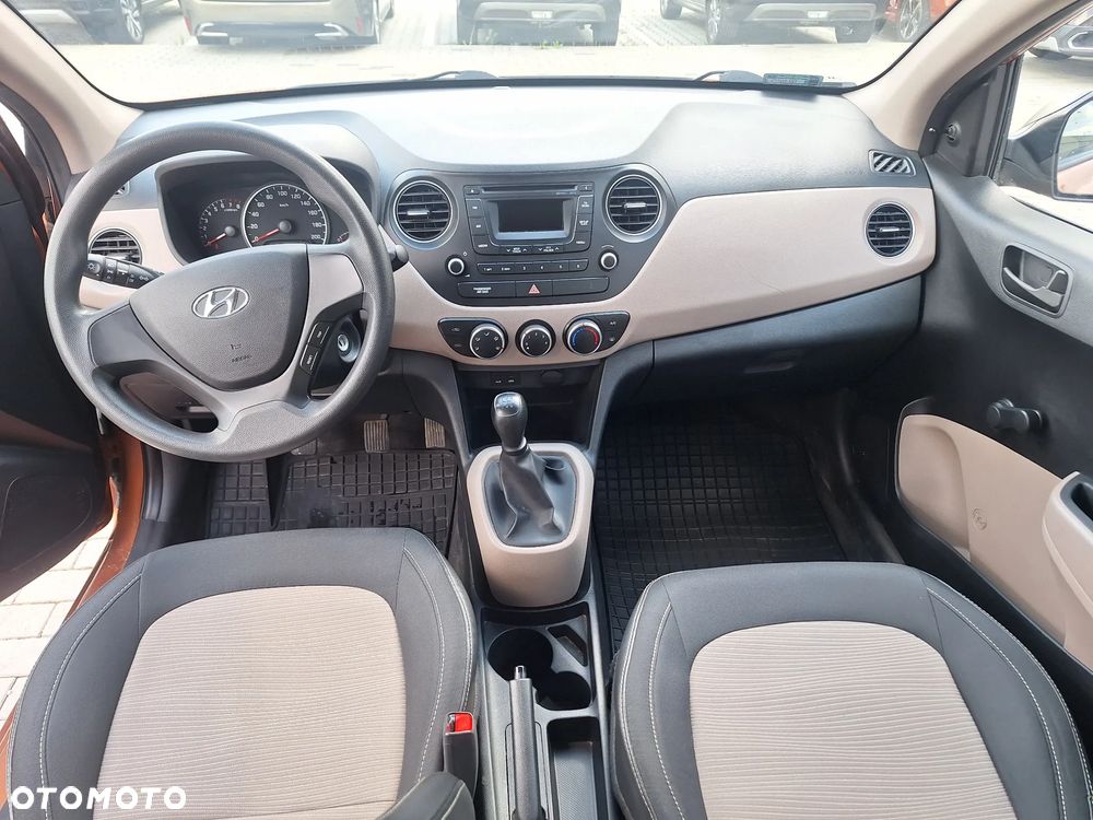 Hyundai i10 - 11