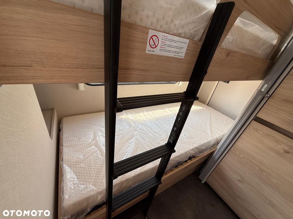 Dethleffs Camper 560 FMK - 23