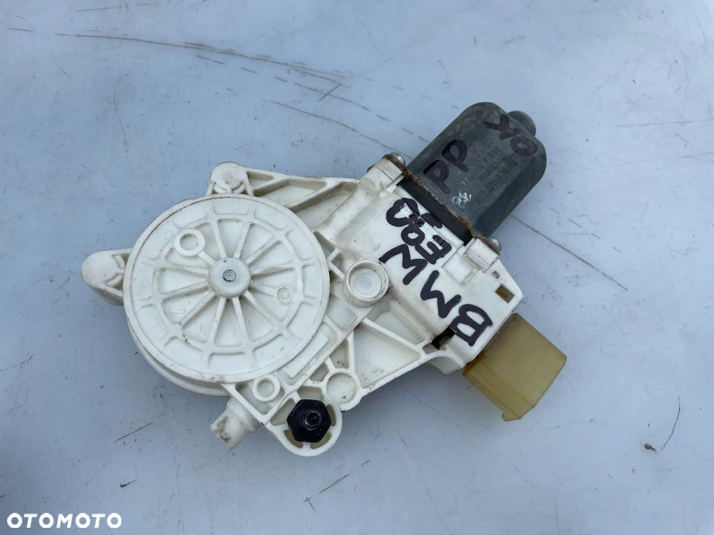 SILNICZEK SZYBY PRAWY PRZÓD BMW E90 SEDAN 6927028 - 1