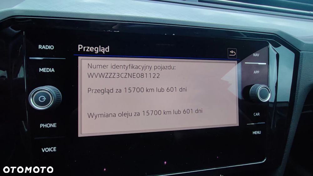 Volkswagen Passat 2.0 TSI Business DSG - 23