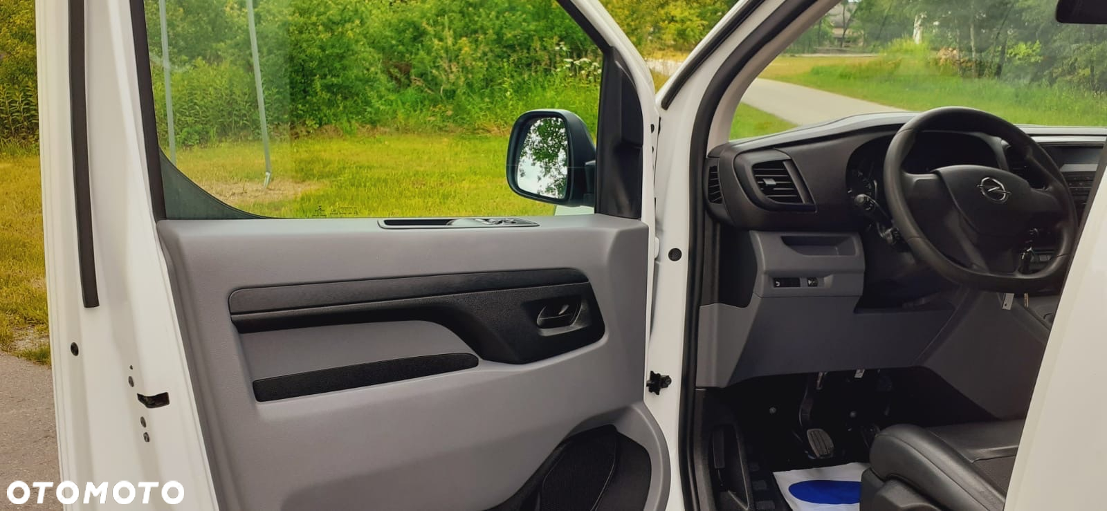 Opel Vivaro - 14