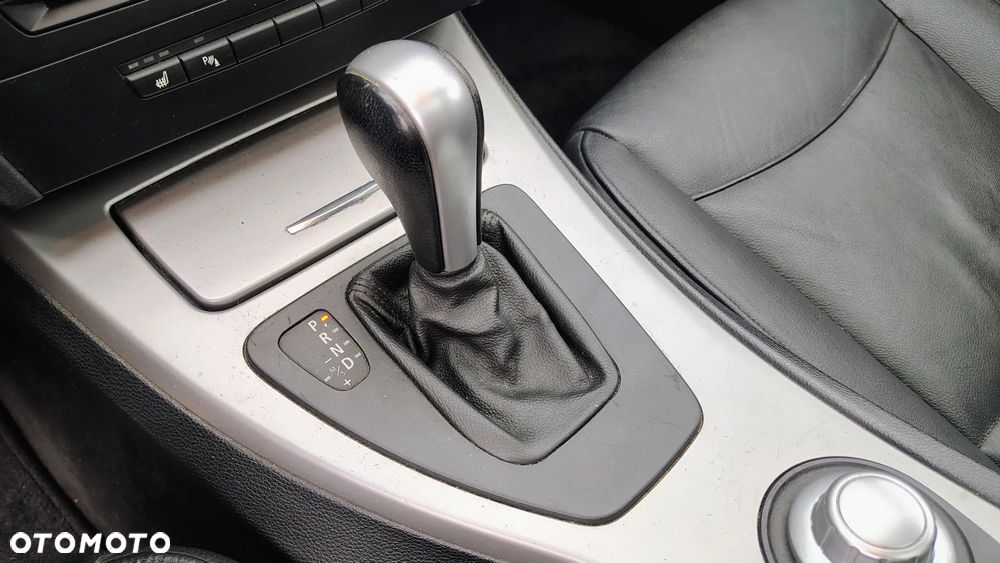 BMW Seria 3 320i - 19