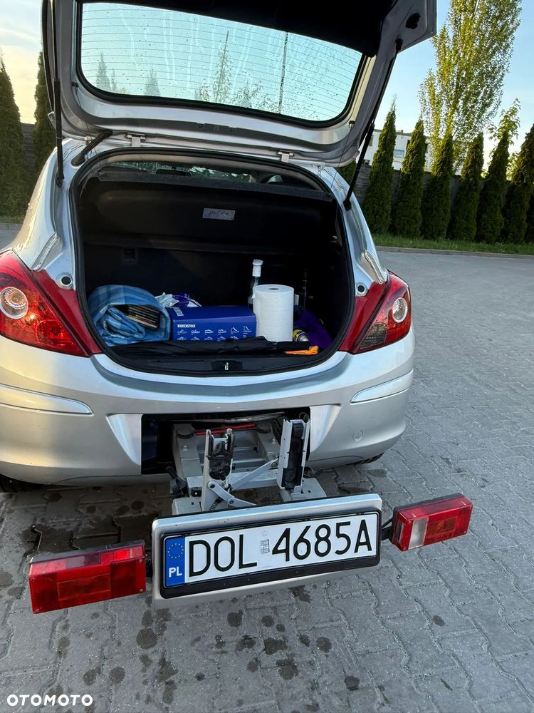 Opel Corsa - 8