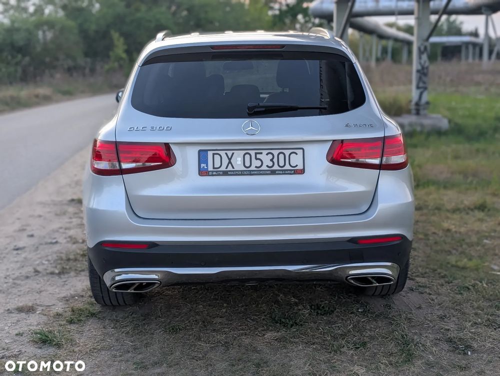 Mercedes-Benz GLC 300 4Matic 9G-TRONIC - 6