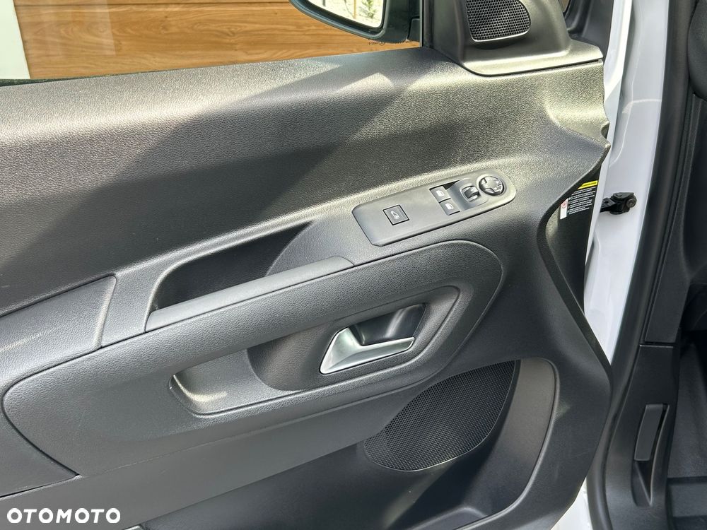 Opel Combo - 11