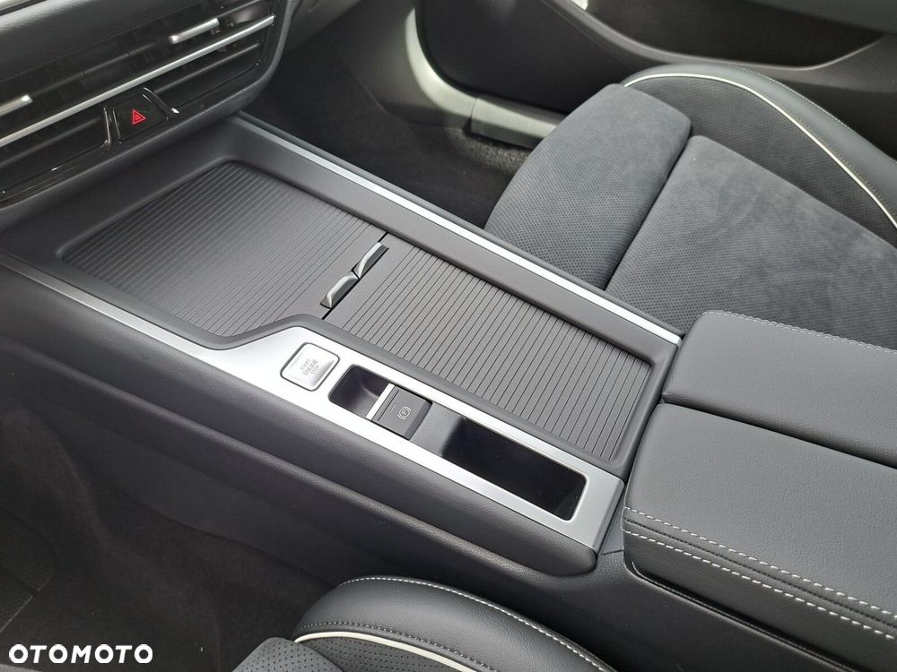 Volkswagen Passat - 21