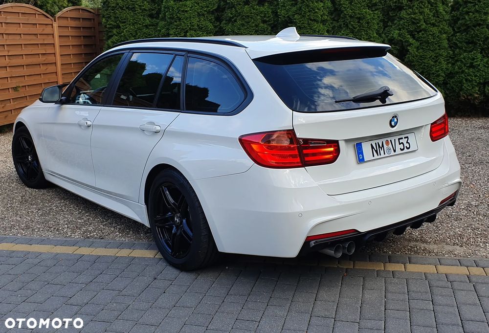 BMW Seria 3 320d Touring Sport Line - 7