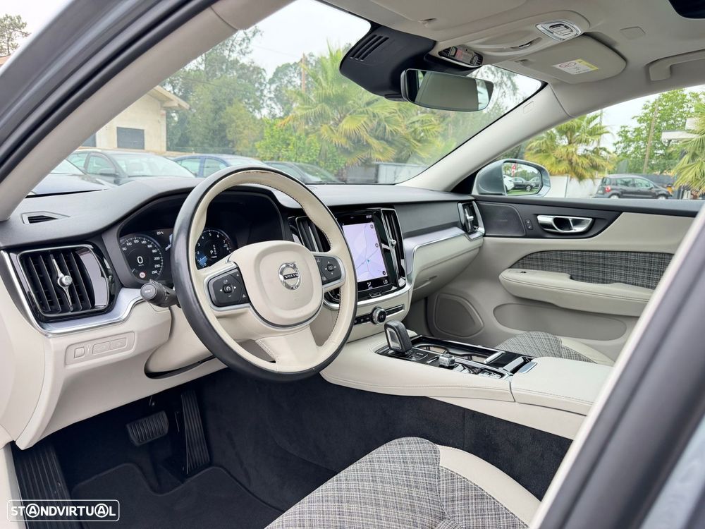 Volvo V60 2.0 T6 AWD TE Inscription Expression - 36