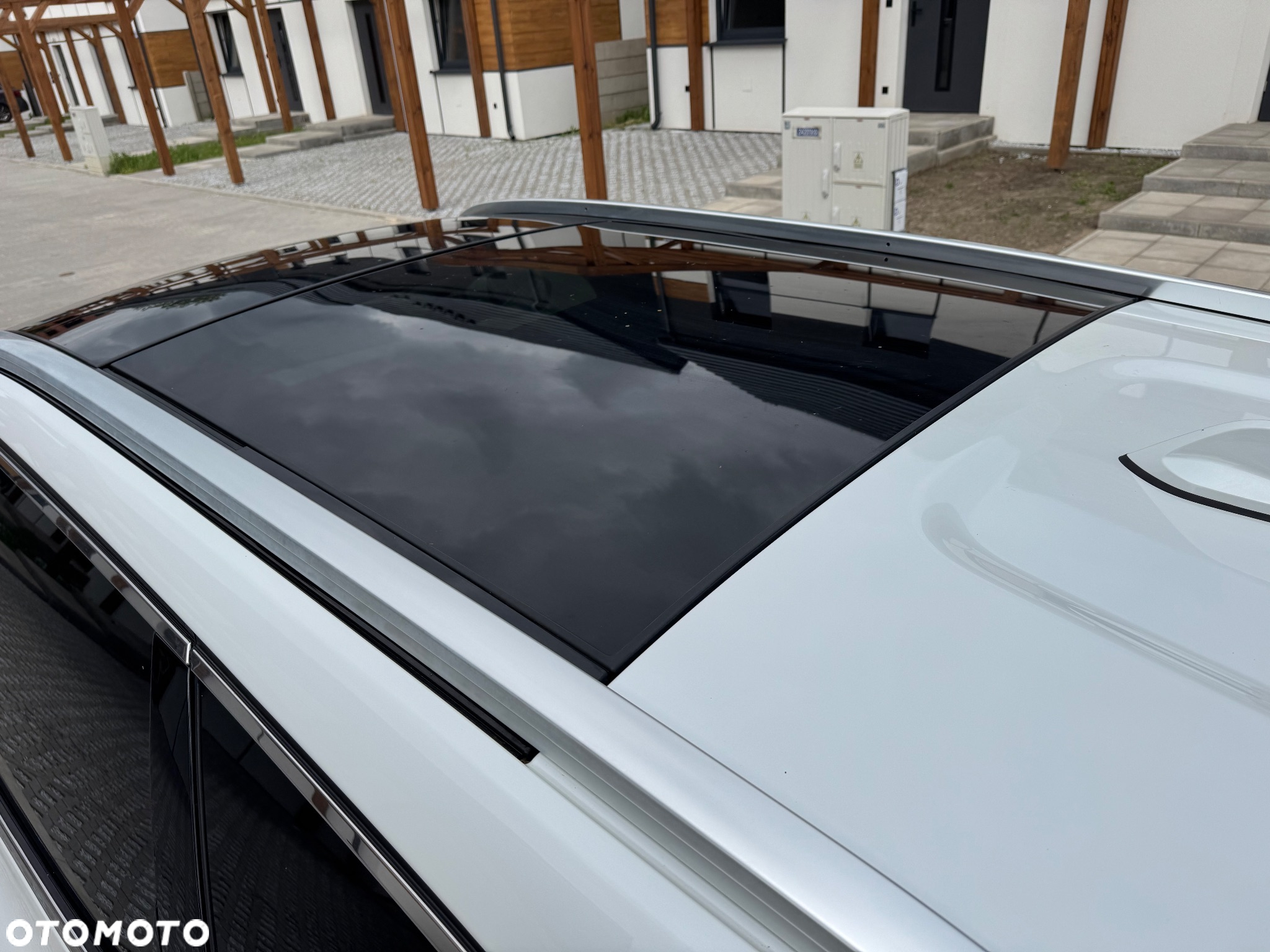 Renault Talisman Grandtour TCe 160 EDC GPF INITIALE PARIS - 24
